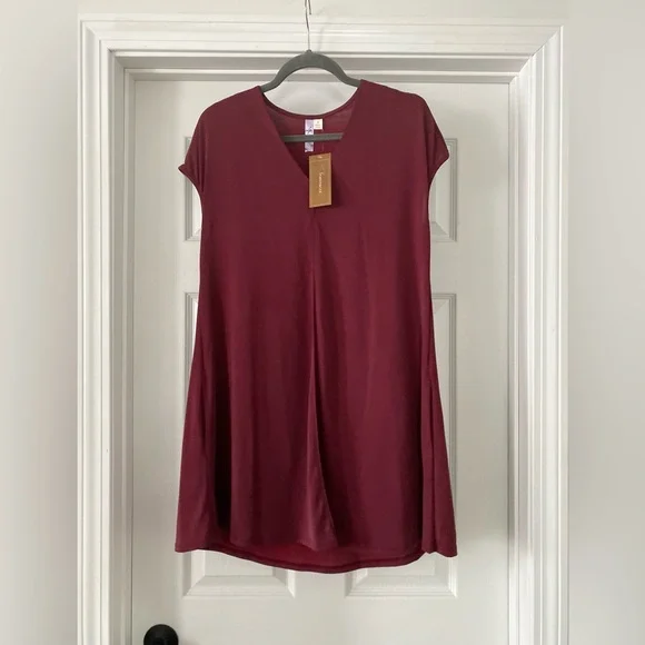 NWT Francescas Collections Burgundy Dress